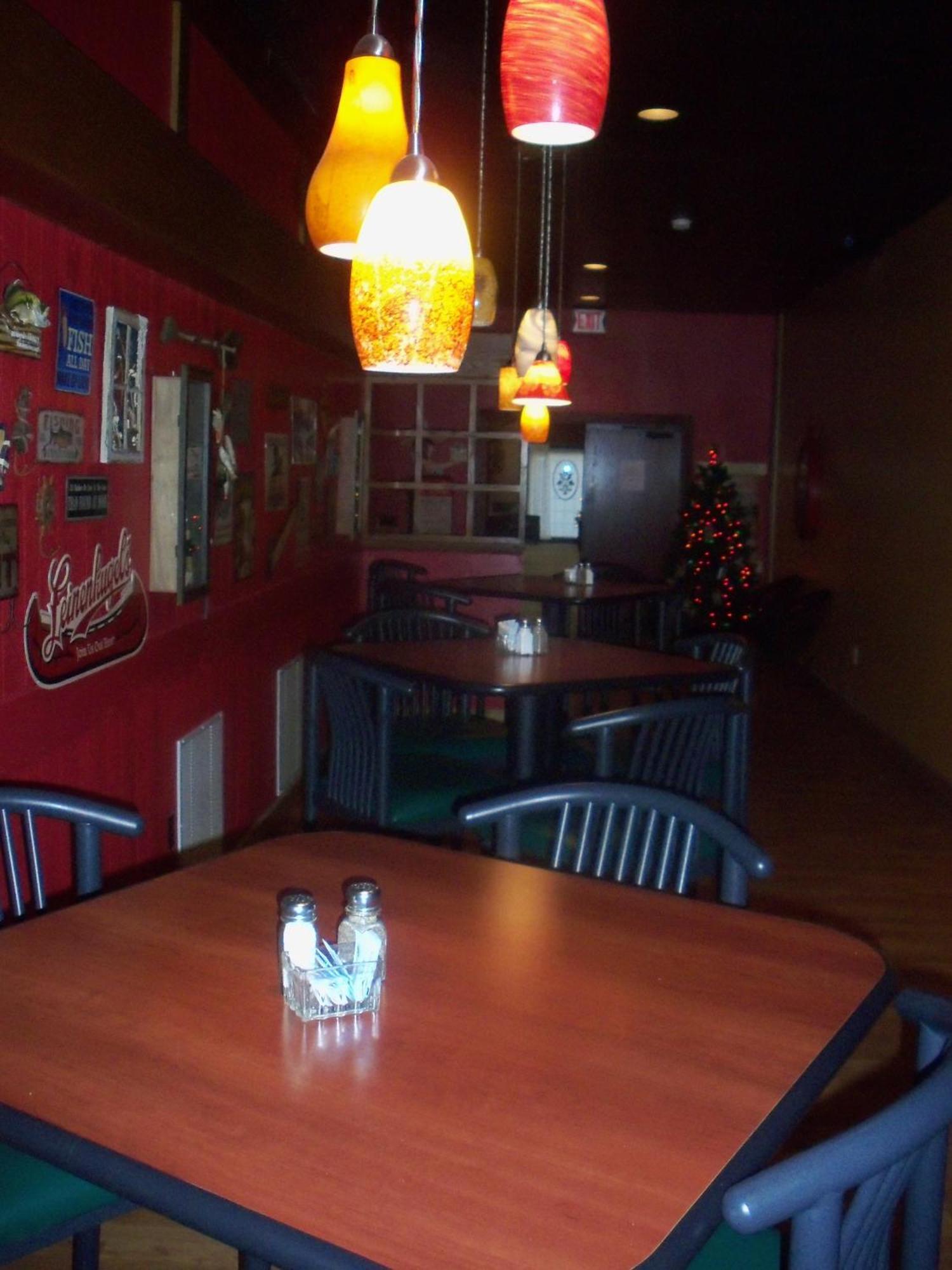 Gladstone Inn And Suites Jamestown Extérieur photo