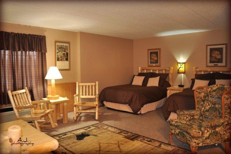 Gladstone Inn And Suites Jamestown Extérieur photo